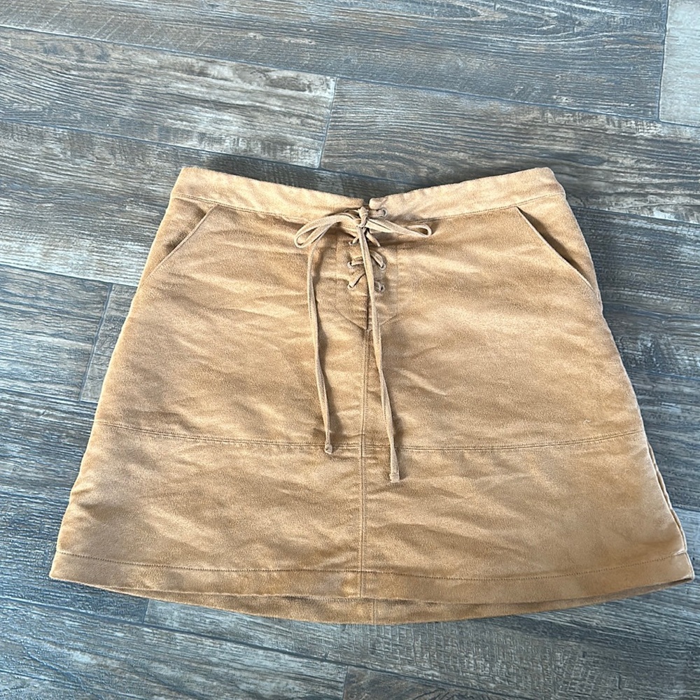 LC Lauren Conrad skirt